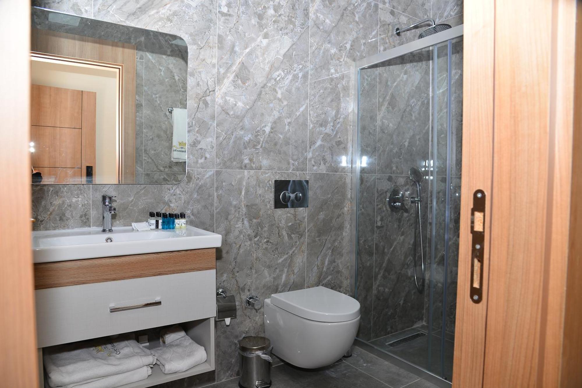 Crown Residence Belek Health & Spa Kültér fotó